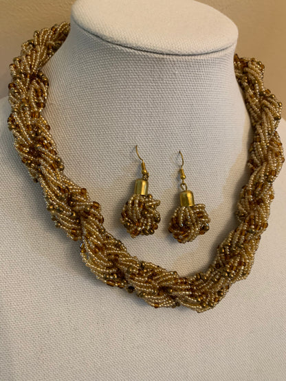 Honey set necklace & Earrings